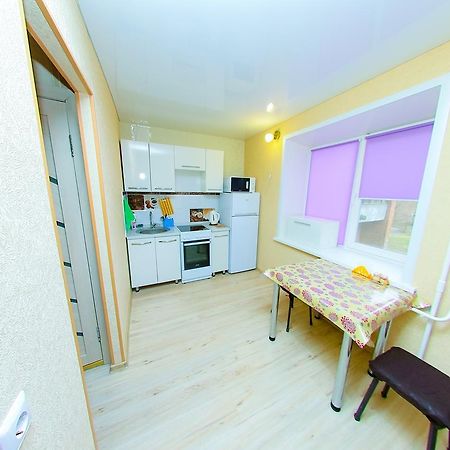 Apart On Slavskogo 14 Оскемен Екстер'єр фото