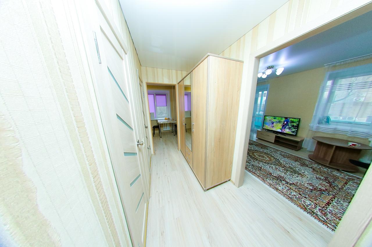 Apart On Slavskogo 14 Оскемен Екстер'єр фото